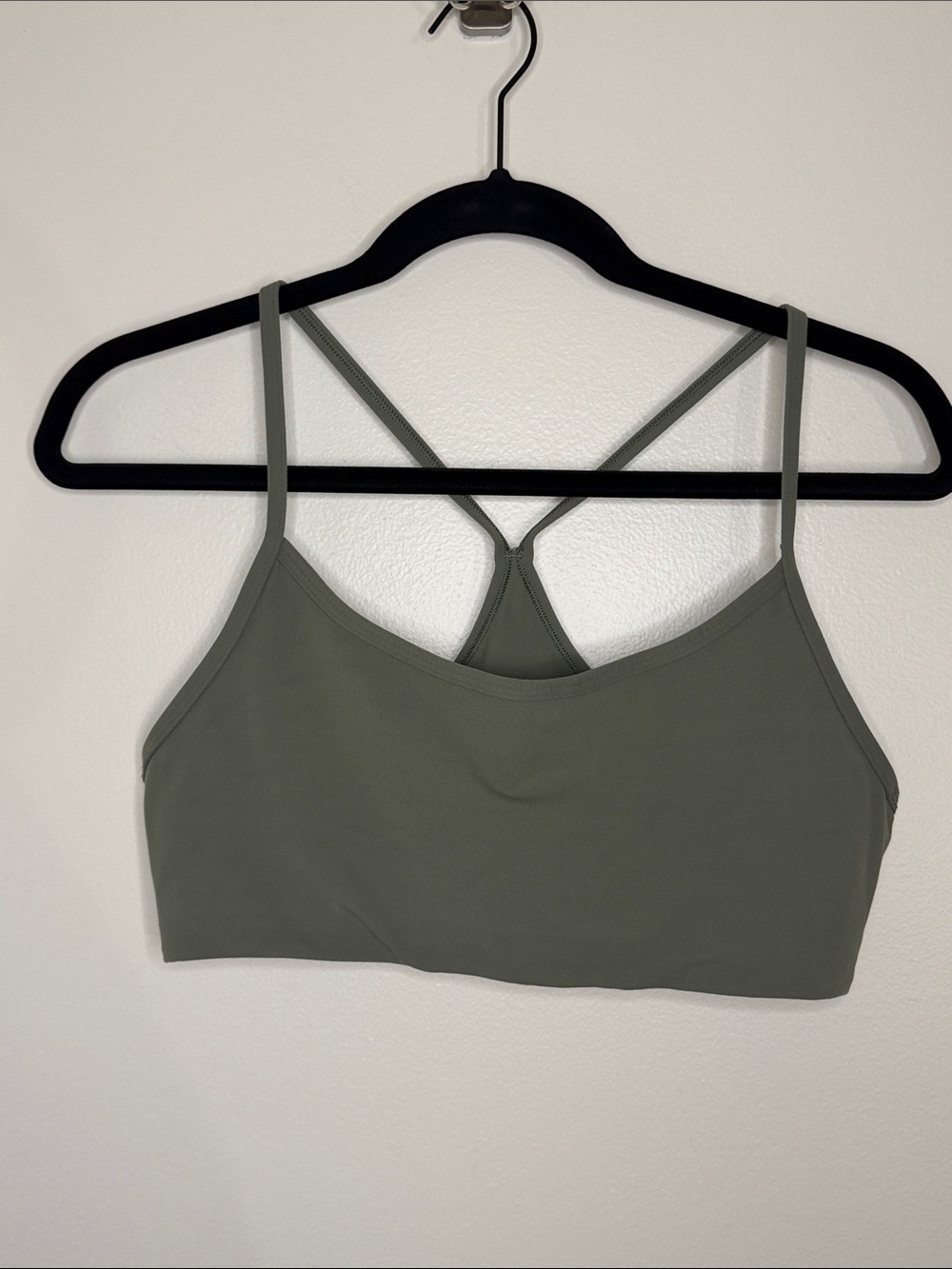 Vuori Women's AllTheFeels Bra Pistachio Green Lightweight Support Large - Picture 3 of 9